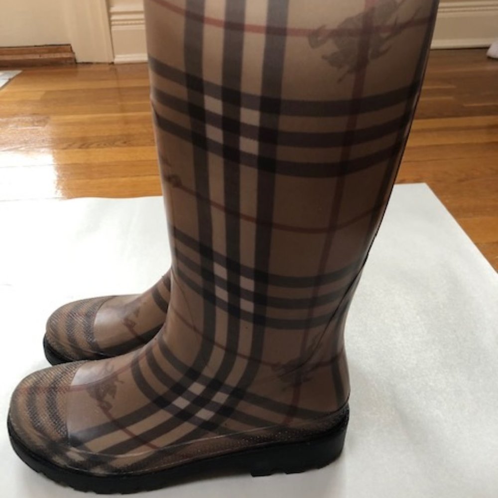 Burberry Rainboots - Size 37 - Picture 9 of 12